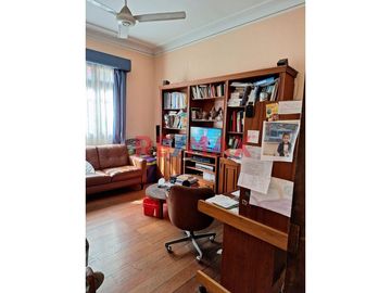 Oportunidad Casa En San Isidro!!! S/. 1'934,500.00 - $ 530,000.00