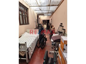 Oportunidad Casa En San Isidro!!! S/. 1'934,500.00 - $ 530,000.00