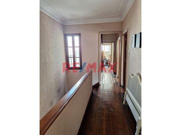 Oportunidad Casa En San Isidro!!! S/. 1'934,500.00 - $ 530,000.00