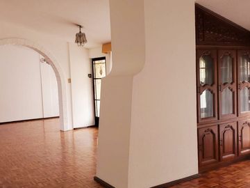 ESTUPENDA CASA RENTERA DOS PISOS EN VENTA EXCELENTE UBICACIÓN