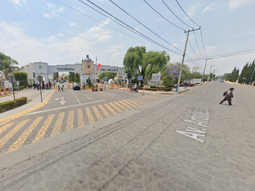 CASA DE RECUPERACIÓN BANCARIA EN CTO HACIENDA DE JALPA, FRACC. SAN MATEO OTZACATIPA, TOLUCA, EDO MEX. ¡NO SE ACEPTAN CRÉDITOS!
