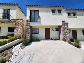 CASA EN VENTA, EN QUERETARO