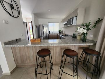 CASA EN VENTA, EN QUERETARO