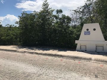 🌴 Terreno en Venta en Residencial Grand Sirenis – Akumal, Quintana Roo 🌴