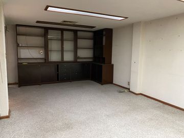 CASA EN VENTA PARA REMODELAR EN CALLE CERRADA