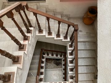 CASA EN VENTA PARA REMODELAR EN CALLE CERRADA