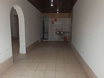 Casa En Av. El Triunfo