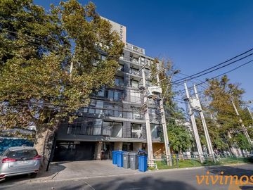 Departamento Semi Nuevo, Moderno y muy bien ubicado al lado del Metro en el corazón de Ñuñoa