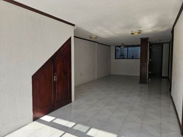 RENTO CASA DUPLEX EN VALLE DE LOS PINOS, TLALNEPANTLA ESTADO DE MEXICO