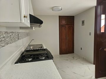 RENTO CASA DUPLEX EN VALLE DE LOS PINOS, TLALNEPANTLA ESTADO DE MEXICO