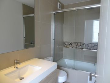 Departamento Amoblado de 126 m² en Alquiler. San Borja