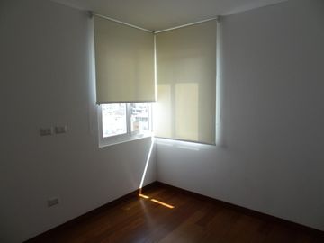 Departamento Amoblado de 126 m² en Alquiler. San Borja