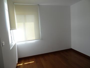 Departamento Amoblado de 126 m² en Alquiler. San Borja
