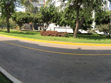 Departamento Amoblado de 126 m² en Alquiler. San Borja