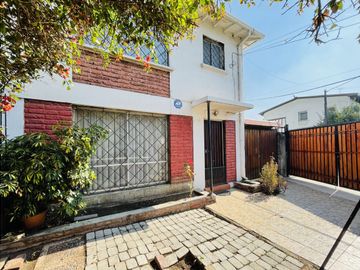 Se Vende Casa Metro Rodrigo de Araya San Joaquín