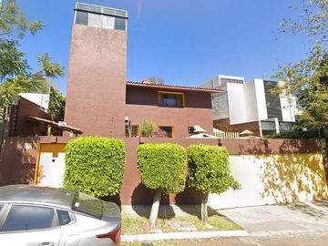 VENTA DE CASA GRADE EN BOSQUE DE ENEBROS, COL. BOSQUE DE LAS LOMAS, MIGUEL HIDALGO, CDMX