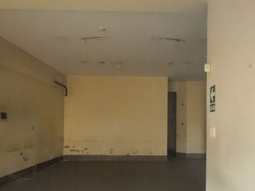 VENTA DE LOCAL COMERCIAL FRENTE AL AEROPUERT JORGE CHAVEZ - CALLAO