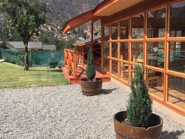 Venta de Gran Vivienda en Olmué, Paradero 40.