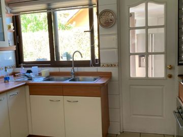 Se vende hermosa y acogedora Casa En Condominio Lo Herrera