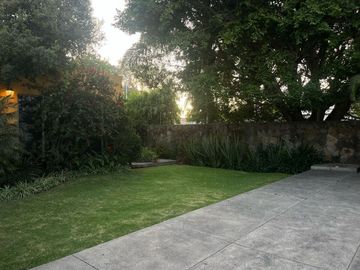 Casa en Venta en Colinas de San Javier a Remodelar