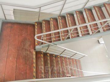 VENTA DE LOCAL COMERCIAL PARA EMPRESAS/BANCOS DE 461m2 - S.J.L