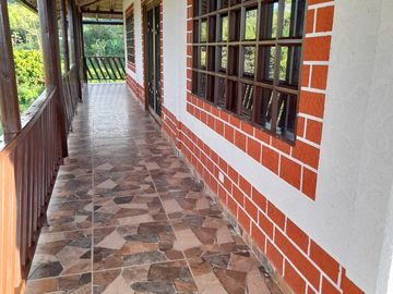 Finca corregimiento de Pavas. 46000 mt2