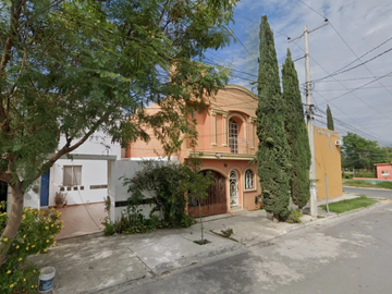 Casa En Juan O' Gorman. Guadalupe Nuevo Leon