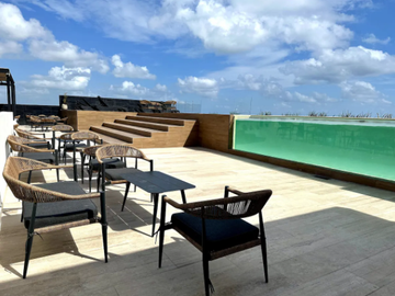 Precioso Departamento en el Corazón de Playa del Carmen, a Pasos del Mar