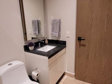Precioso Departamento en el Corazón de Playa del Carmen, a Pasos del Mar