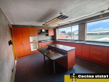 Departamento de venta, sector Einstein, norte de Quito, cerca hospital universidad SEK