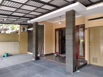 DIJUAL / DISEWAKAN RUMAH FULL FURNISHED ASRI DI BATUNUNGGAL INDAH BANDUNG