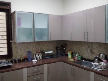 DIJUAL / DISEWAKAN RUMAH FULL FURNISHED ASRI DI BATUNUNGGAL INDAH BANDUNG