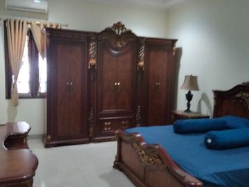 DIJUAL / DISEWAKAN RUMAH FULL FURNISHED ASRI DI BATUNUNGGAL INDAH BANDUNG
