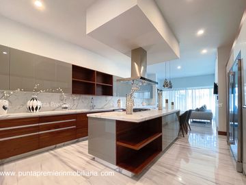Casa de Lujo en Venta, Andares, Coto Exclusivo, El Secreto Colinas de San Javier, Zapopan Punta Premier