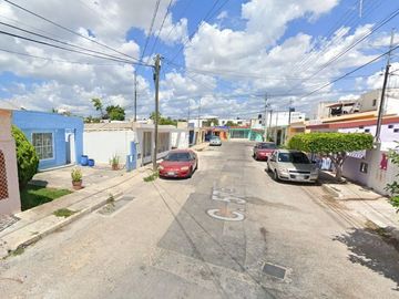 Casa En Venta Col. Francisco De Montejo, Remate Bancario
