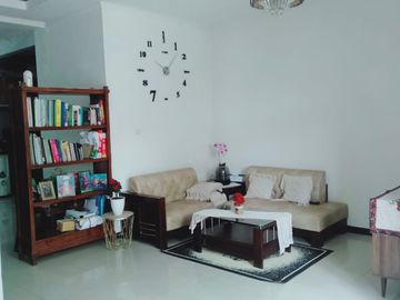 DIJUAL RUMAH CANTIK SIAP HUNI LOKASI STRATEGIS DI PERMATA KOPO 1 BANDUNG