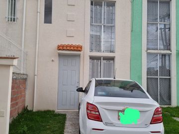 CASA EN VENTA, ZONA ZINACANTEPEC, EDO DE MEX