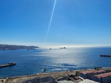 Departamento vista al mar, excelente ubicación