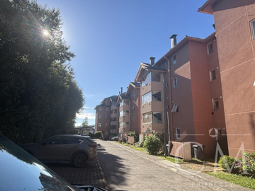 Depto En Condominio Mirador Rio Valdivia, Calle Gral Lagos
