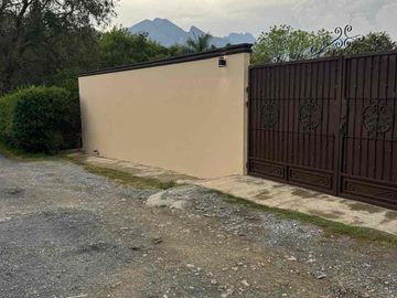 Venta de Quinta en Santiago NL
