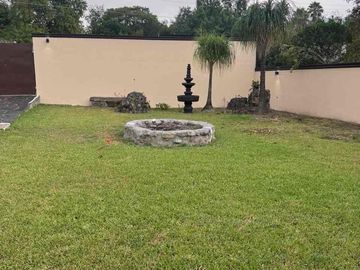 Venta de Quinta en Santiago NL