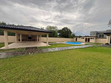 Venta de Quinta en Santiago NL