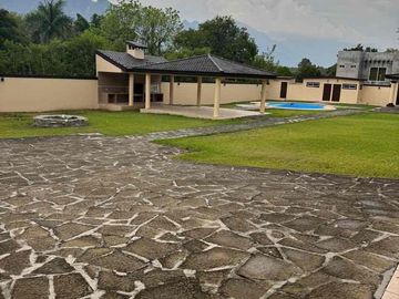 Venta de Quinta en Santiago NL