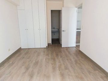 HERMOSO DPTO EN VENTA EN LA MEJOR UBICACIÓN DE SAN ISIDRO Y AL MEJOR PRECIO US$180,000.00!!!!!!!