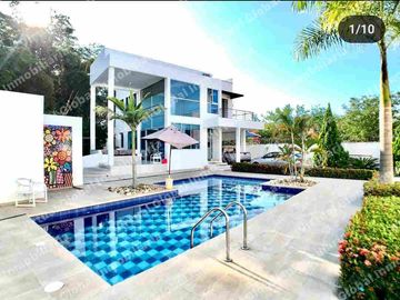 VENTA MELGAR CASA QUINTA