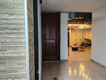 🏡✨ ¡Venta De Casa En Urb.Retablo Con Patio/Terraza Interior✨