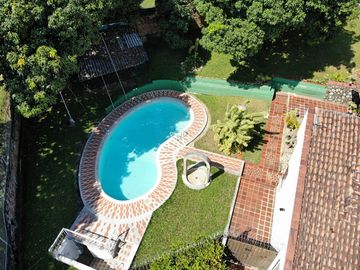 VENDO CASA CIUDAD JARDIN ÁREA LOTE 1.581.48 ÁREA CONSTRUCCIÓN 385M2 VALOR $2.900.000.000