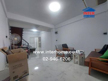 2-storey townhouse, 18 sq m, Lalinthong Village, Srinakarin, near the Samut Prakan Electricity Authority intersection, Srinakarin Road, Old Sukhumvit