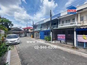 2-storey townhouse, 18 sq m, Lalinthong Village, Srinakarin, near the Samut Prakan Electricity Authority intersection, Srinakarin Road, Old Sukhumvit