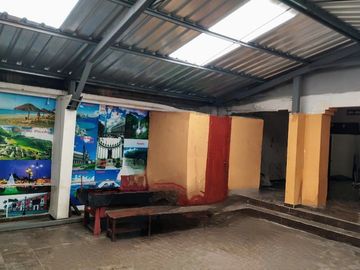 CASA EN VENTA, JUAN DE SALINAS, CENTRO DE QUITO